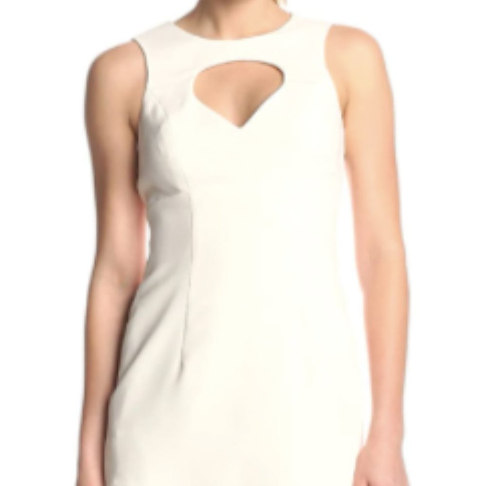 Front Cut Out Dress BCBGeneration - SIZE 6